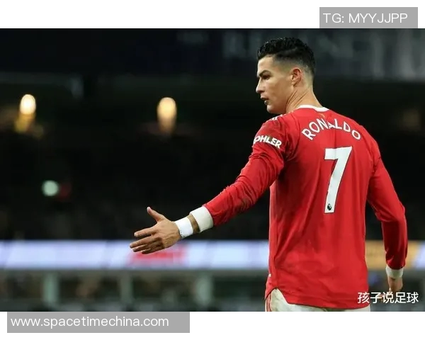 21号球衣的传奇足球明星盘点他们的荣耀与足迹 21号球衣的传奇足球明星盘点他们的荣耀与足迹