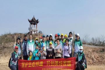 东风新雨后   植树正其时 ——湿地生态；た破兆栽刚呓幼3.12”使命植树活动