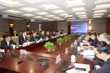 招才引智高校行，推动城市人才双向奔赴 ——我司应邀参与市人社“招才引智江南大学高校杏妆活动 